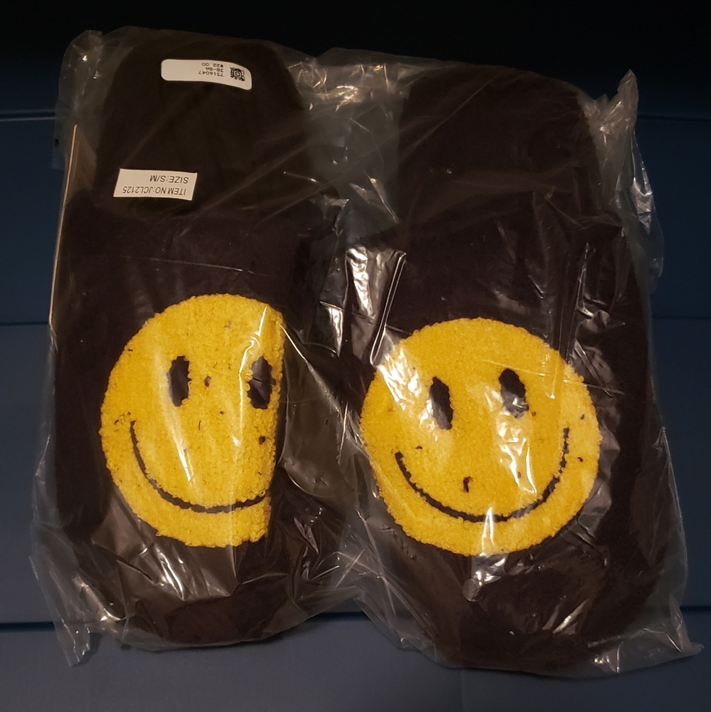 Smiley Face House Shoes/slippers